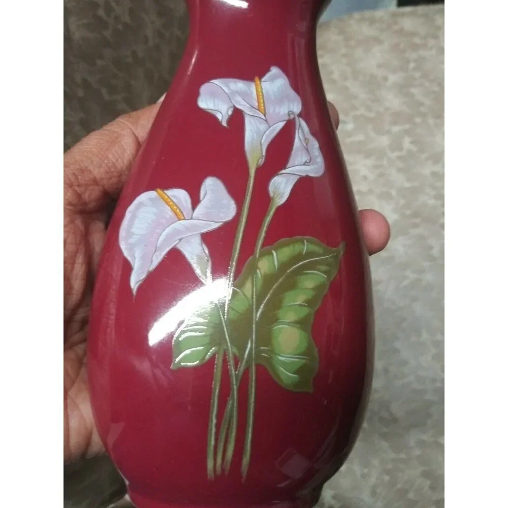Bud vase Taiwan Pottery Floral Lilly /Orchid 6